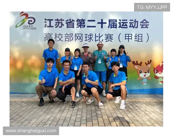 深圳网球队的默契配合与战术解析揭秘网球背后的团队精神